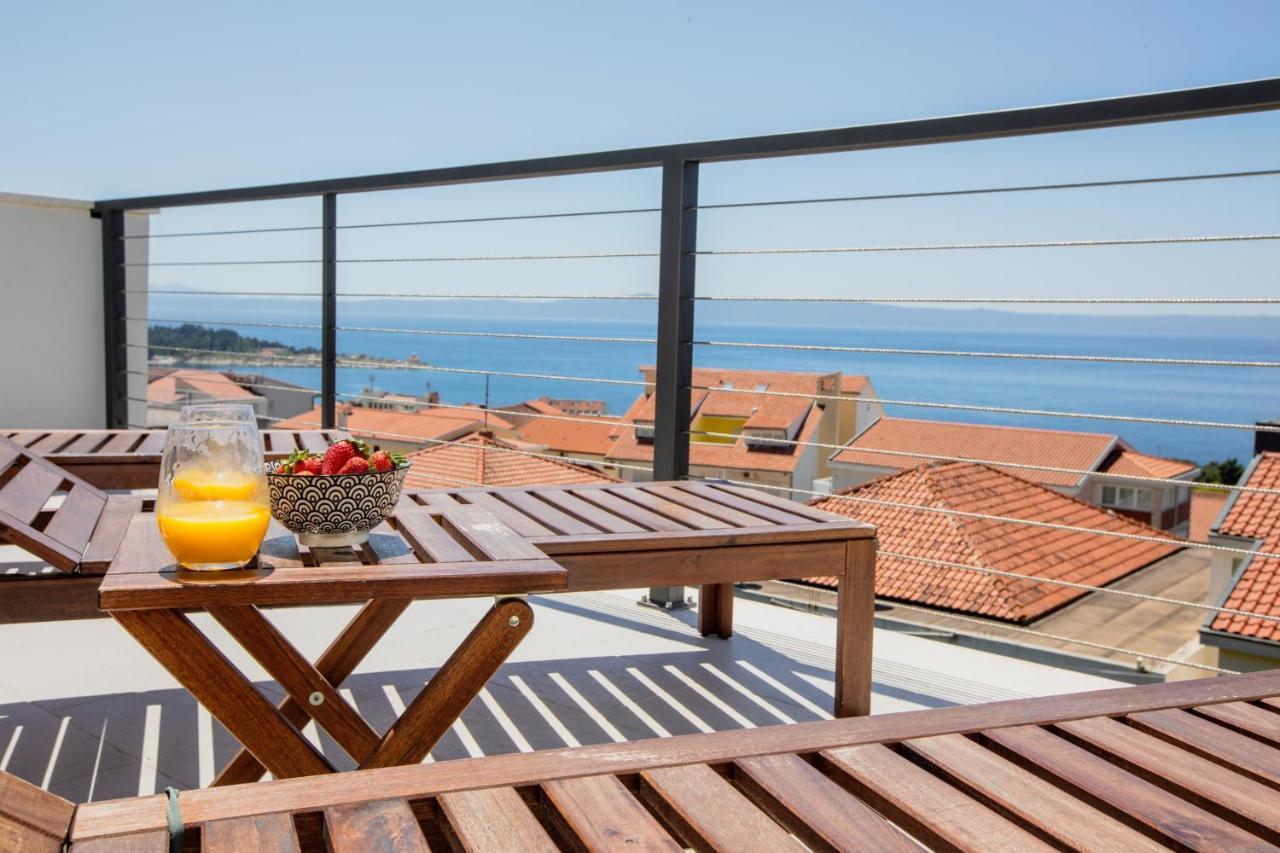 Apartments Left & Right With Jacuzzi, 4 Stars Makarska Zewnętrze zdjęcie