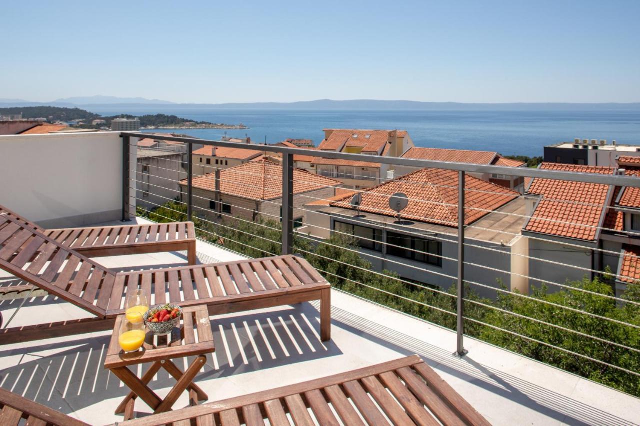 Apartments Left & Right With Jacuzzi, 4 Stars Makarska Zewnętrze zdjęcie